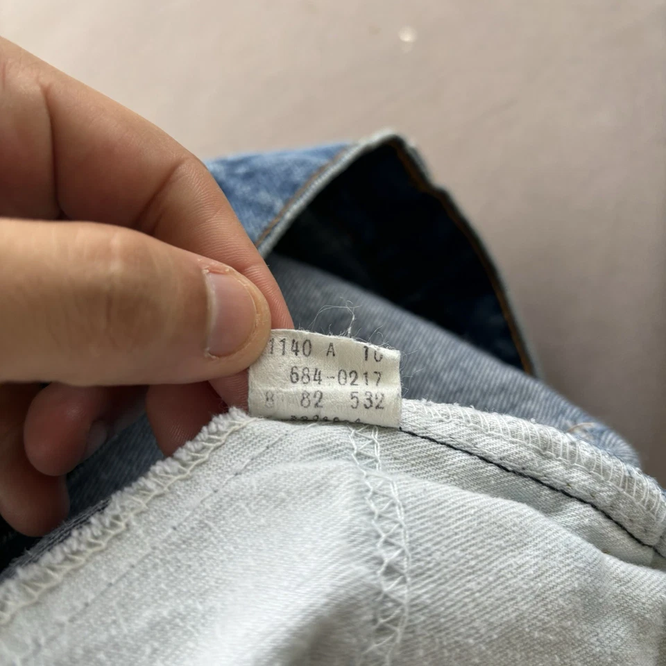 Pantalones de mezclilla vintage 684 Levis Big Bell Bottoms  Foto 4 de 4