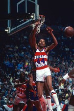 George Gervin of the San Antonio Spurs 1980's Basketball Photo 3