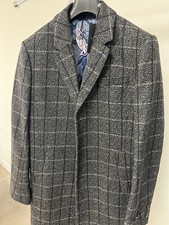 Image of Ted Baker Overcoat size M (4) Italian wool grey charcoal plaid italian fabric