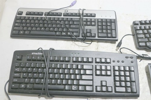 Lot Of 4 Computer Keyboards - HP EMachine Dell - Picture 4 of 5