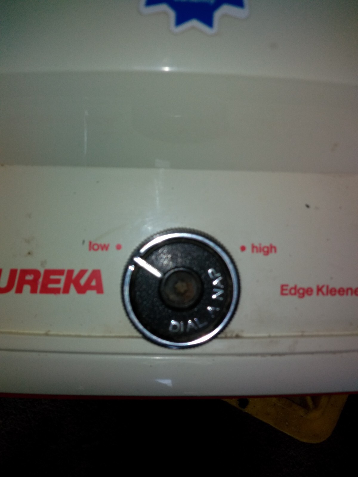 Beautiful Vintage Eureka Upright 1432 Vacuum Cleaner New Belt And Bag