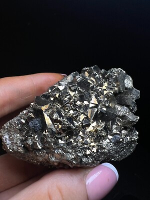 Oktaederformation aus Pyrit aus Peru - Kristallheilung, Sammlerstück