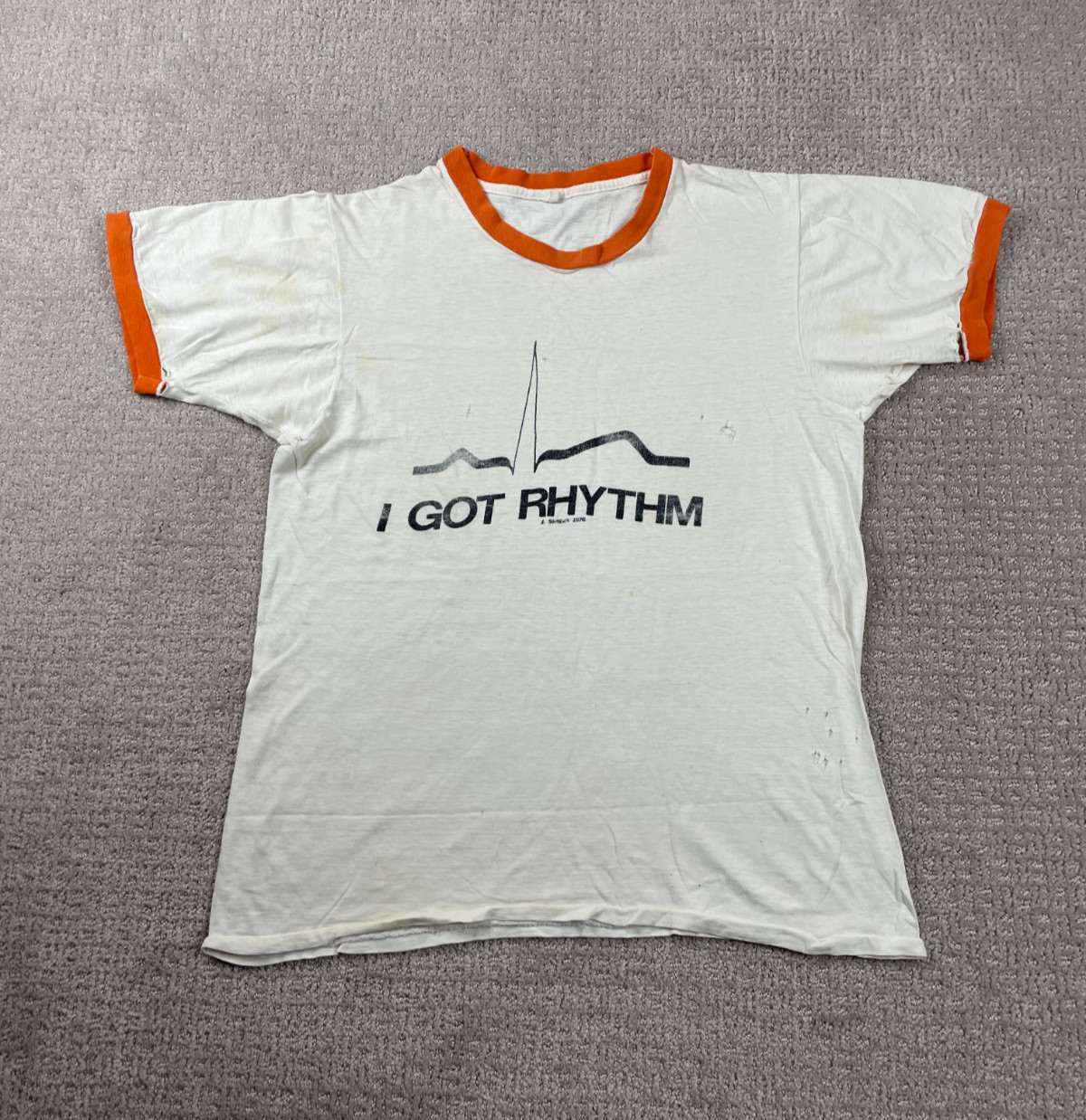 Vintage 70s Delta Ringer T Shirt Unisex Large I Got Rythum Heartbeat Graphic USA