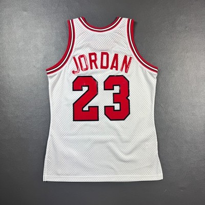 100% Authentic Michael Jordan Rookie Mitchell Ness 84 85 Bulls