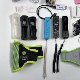 Nintendo Wii Black Console RVL-001 Bundle W/ lots of Accessories & Game Tested