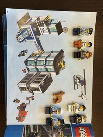 LEGO City: Police Station (60141)