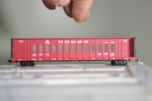 FUENTE DE ÁRBOL DE VIGA CENTRAL DE CABOOSE ROJO ESCALA 83020 | Zustand: Used