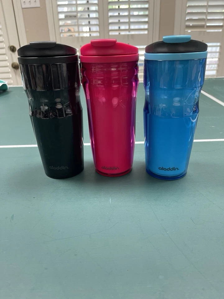 Lote de tres vasos de viaje de plástico Aladdin "Ondulación" ¡Caliente y frío 16 OZ!!!! Foto 4 de 4