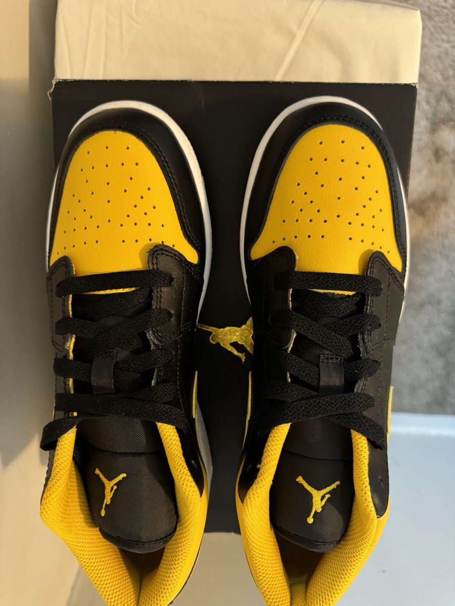 Air Jordan 1 Low \"Yellow Orche\" スニーカー Jordan 1 Low Yellow Ochre - Review & On Feet - YouTube