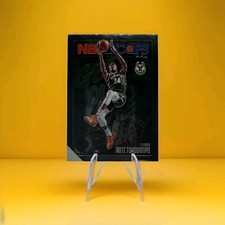 Giannis Antetokounmpo 2019-20 Hoops Premium Stock Get Out The Way Holo #14 NBA 