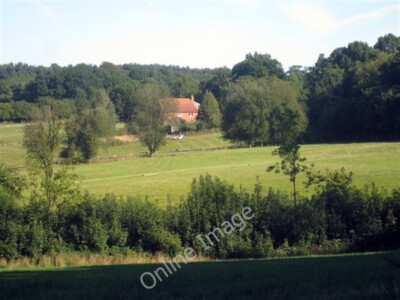 Photo 6x4 Farmhouse on Foxhole Lane Field Green  c2009