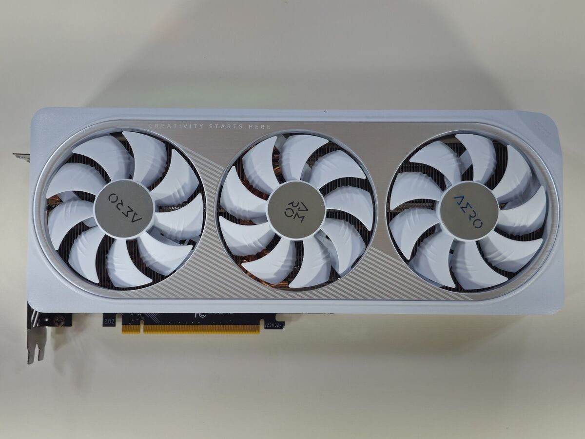 GIGABYTE GeForce RTX 4070 SUPER AERO OC WHITE 12GB 12G 192 GIGABYTE GeForce RTX 4070 SUPER AERO OC WHITE 12GB 12G 192