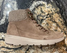 Skechers On The Go Glacial Ultra Woodlands Boots Womens 9 Brown Suede 16677