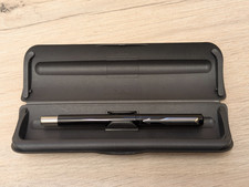 Vintage Parker Vector Fountain Pen Black with Chrome Trim Medium Nib boxed