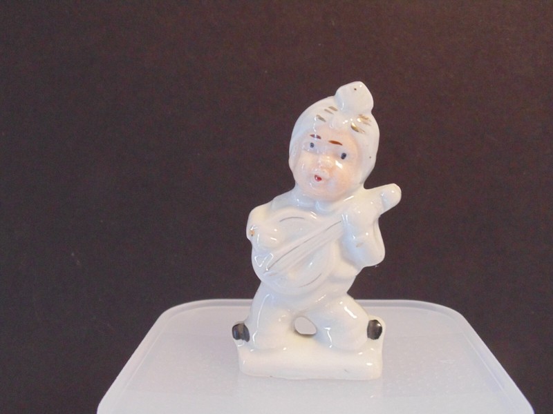 Vintage Japan Musician Playing A Banjo Figurine 3" Tall