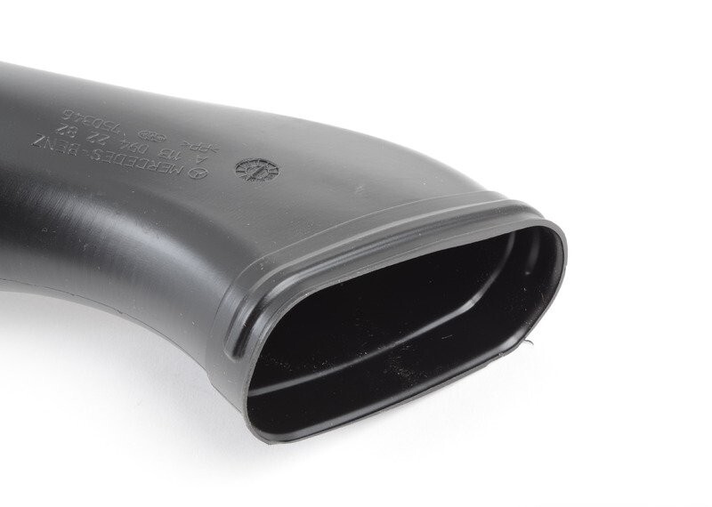 NEW GENUINE MERCEDES BENZ E55 AMG E500 W211 AIR INTAKE HOSE TUBE RIGHT