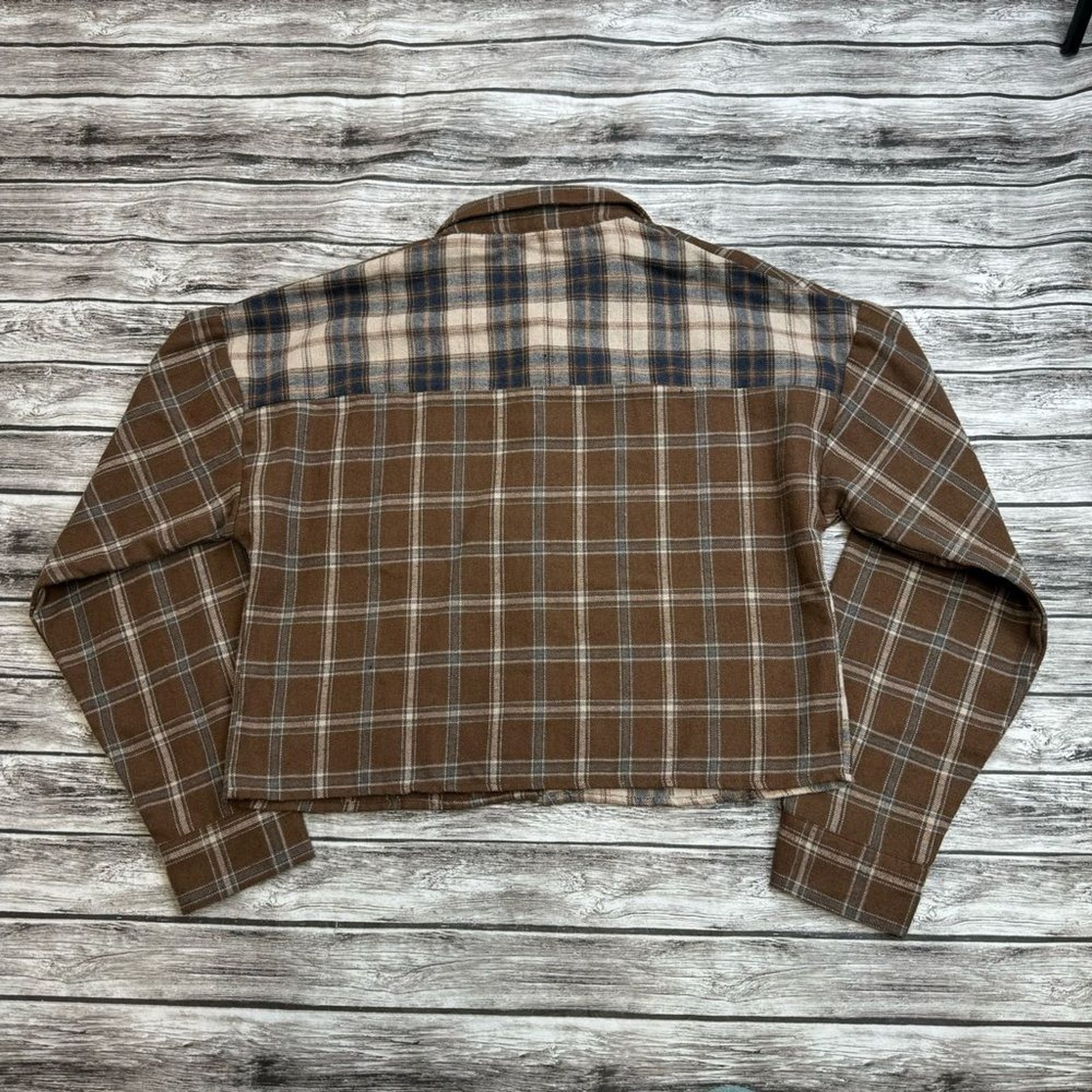 Love Notes Women’s Cropped Patchwork Plaid Flanne… - image 13