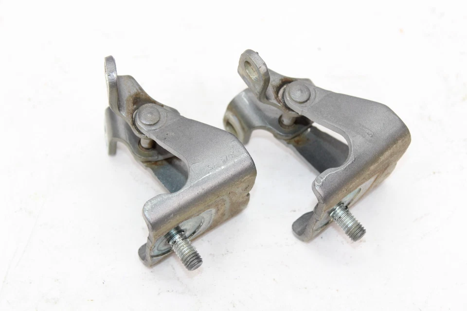 VOLKSWAGEN GOLF MK6 2010-2014 IZQUIERDA IZQUIERDA IZQUIERDA Y DERECHA DERECHA TAPA MALETERO TRASERO BISAGRA OEM Foto 3 de 4