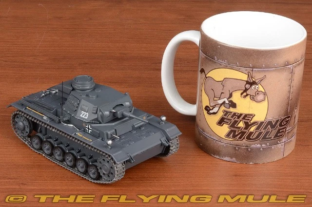 Motor City Classics 1:43 Sd.Kfz.141 Panzer III German Army 13.PzDiv #223 - Image 4 of 4