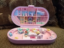 1992 Bluebird Polly Pocket Stampin' School With Two Stamper Dolls