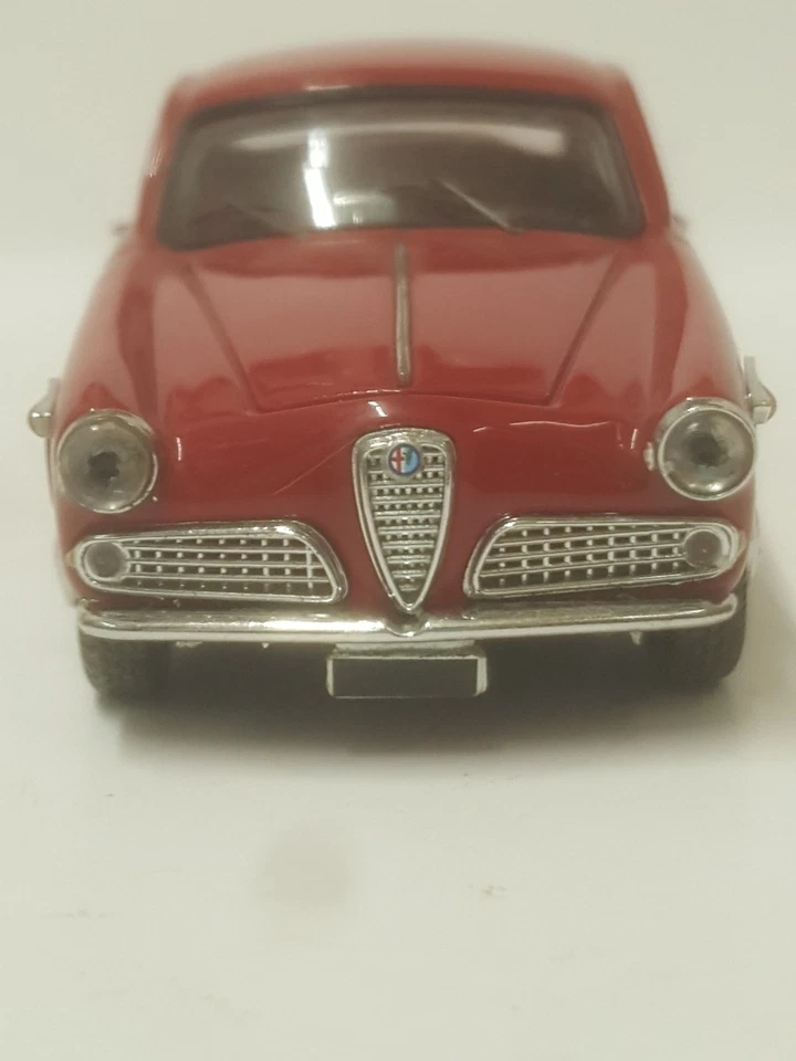 1/43 BANG Alfa Romeo Giulietta Sprint - Immagine 3 di 4