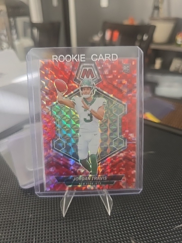 2024 Panini Mosaic - Rookies Jordan Travis #395 Camo Pink Mosaic Prizm (RC)