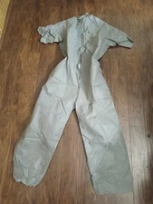1 Kimberly Clark Kleenguard Gray Protective Coverall Medium (24-2111)