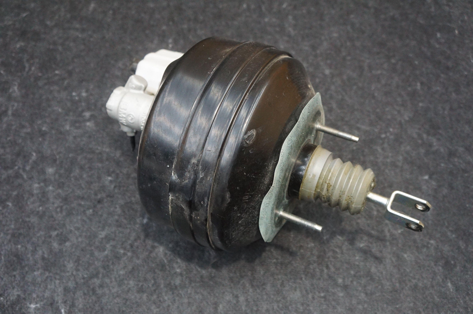 Power Brake Booster Servo Master Cylinder OEM 34336865472 Bmw I8 14-17 19-20