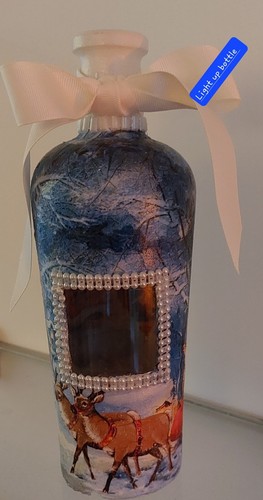 Christmas Bottle - Picture 3 of 3