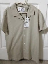 NWT Men's Medium Free Planet Lost In Paradise S/S Button Down Beige Shirt