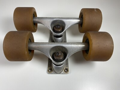 Vintage Gullwing Skateboard Trucks Mission 1 Set With Sector Nine