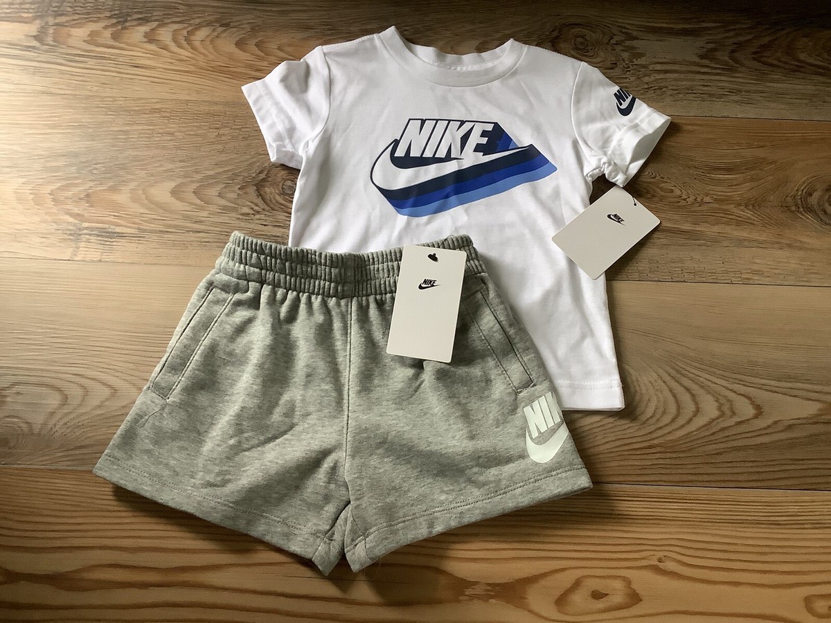 nike matching t shirt and shorts