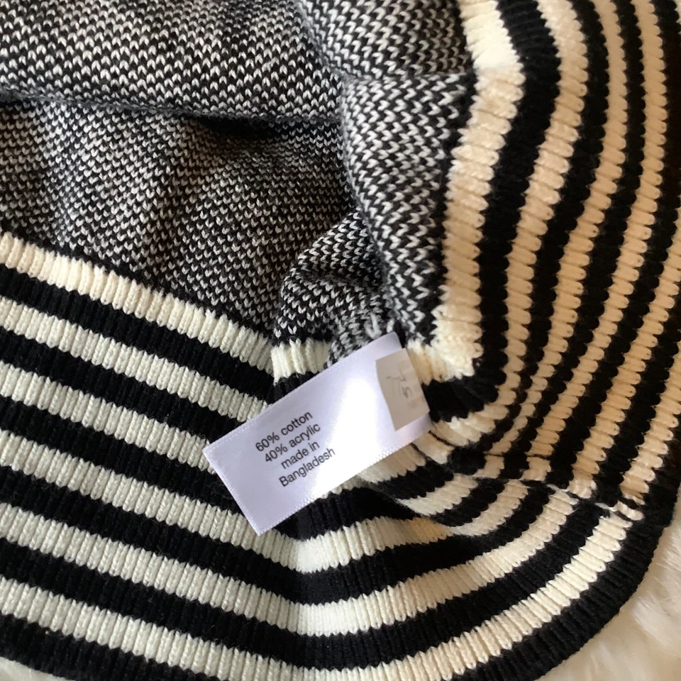 Suéter Lane Bryant Negro Blanco Copo de Nieve Fair Isle Cremallera Talla Grande 26/28 Foto 3 de 4