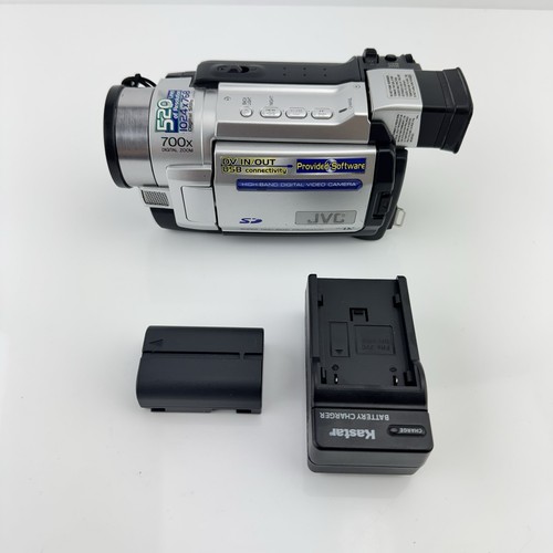 JVC GR-DVL520U Mini DV SD 700x Digital Zoom Camcorder Digital Video Camera WORKS - Picture 2 of 18