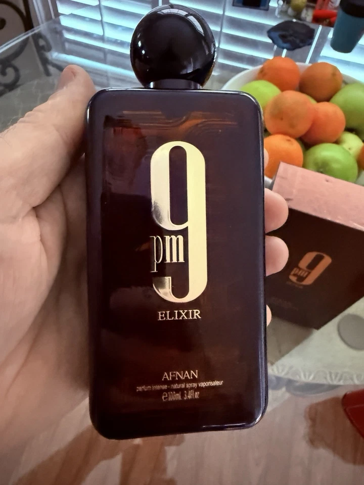 Lote Colonia Hombre. Lataffa, Afnan, Khadlaj, rojo nitro Foto 4 de 4