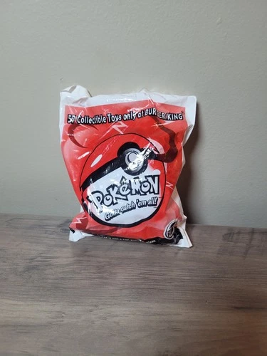 VTG 1999 Burger King Pokemon Pokeball Toy #90-17 Graveler