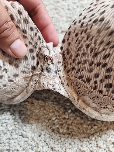 Victoria's Secret Lined Perfect Coverage leopard Print Bra Sz 38C - Picture 2 of 9