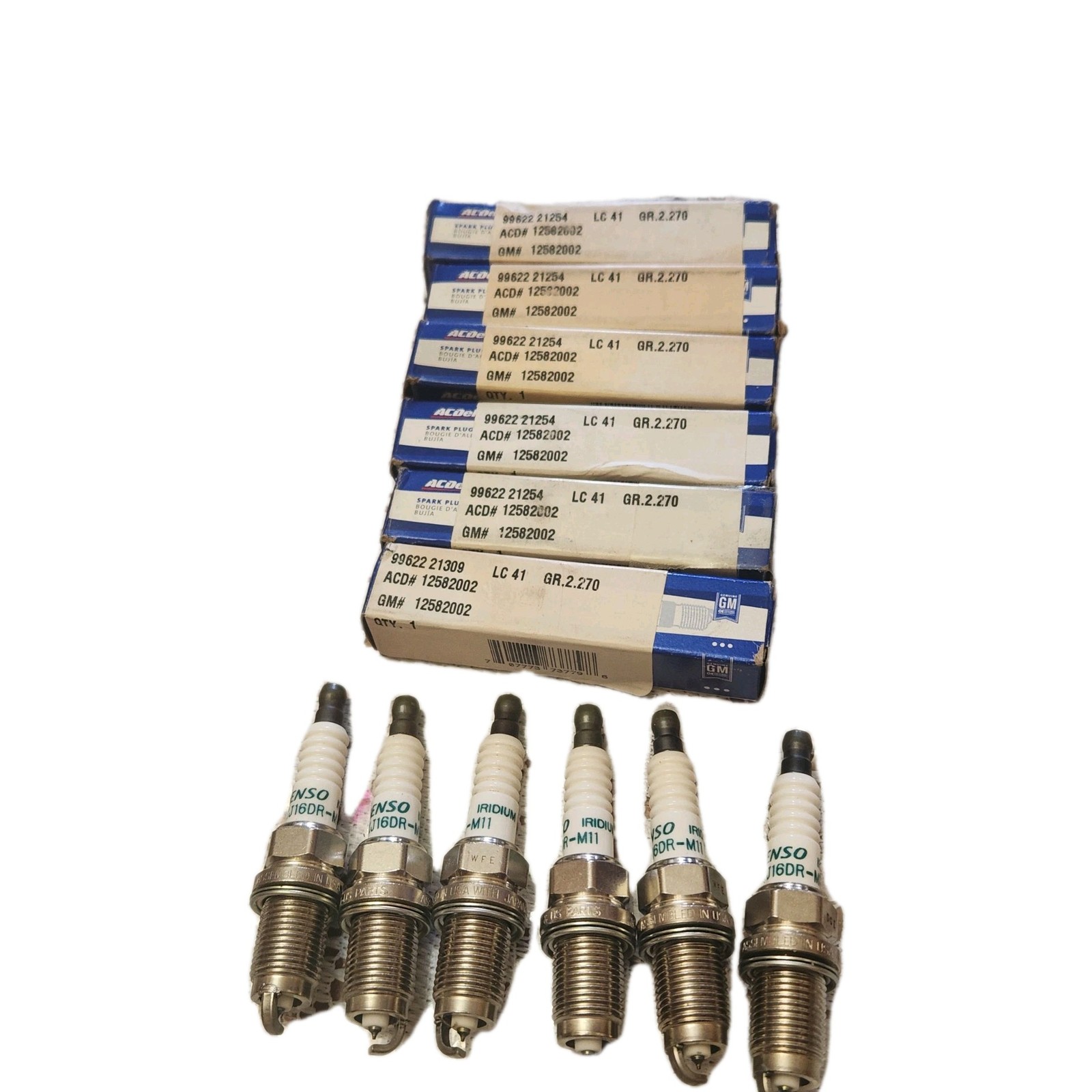 New GM Spark Plugs ACD# 12582002 Set of 6  Comes In Orig Boxes NOS