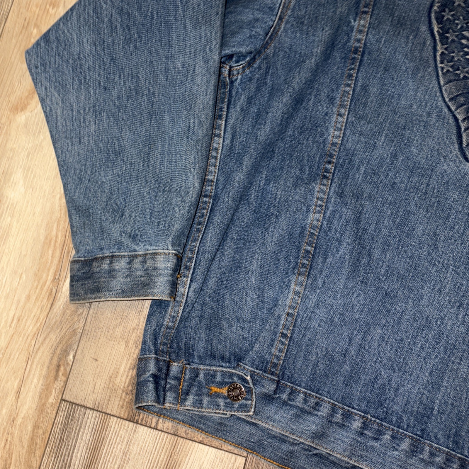 American Eagle Embossed Denim Jacket Transportati… - image 15