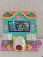 Pixel Chix Babysitter Rotating Rooms Electronic Interactive House Mattel 2006
