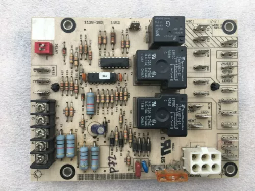 Honeywell 1138-103 Furnace Control Circuit Board York S1-03102959000 used #P72