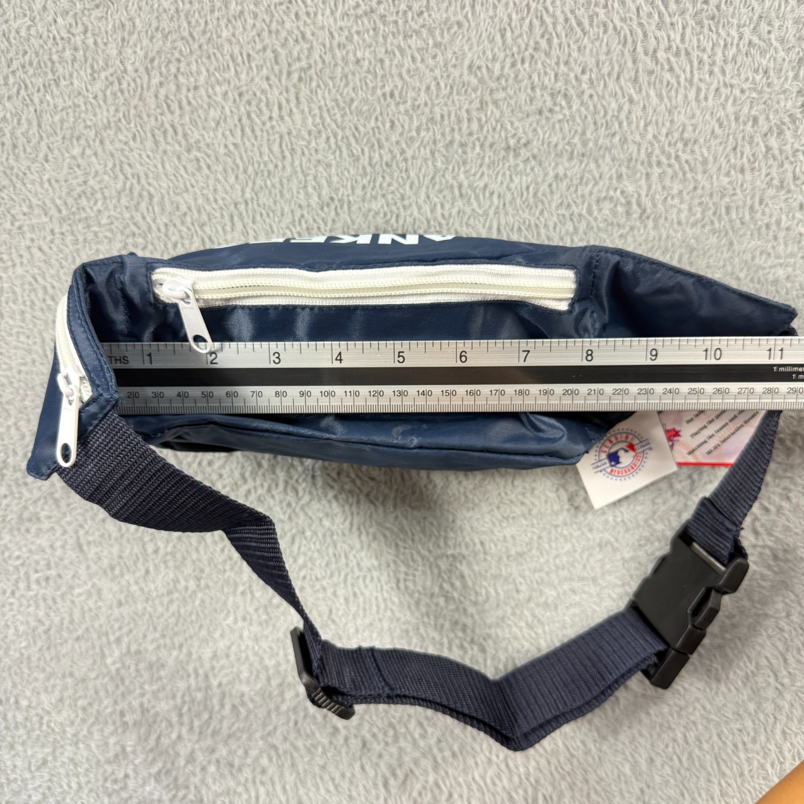 Vintage New York Yankees MLB Twins Enterprise Navy Waist Bum Bag image 10