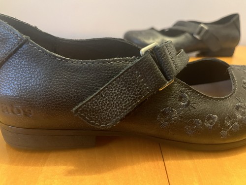 TAOS Wish Mary Jane Flats Embroidered Black Leather Floral Women Size 6.5 US - Picture 13 of 18