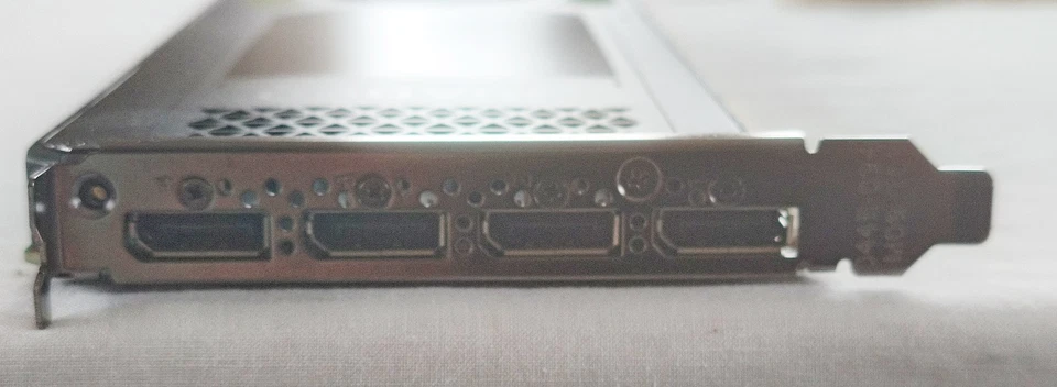 NVIDIA Quadro M4000 8GB GDDR5 Scheda Video - Immagine 4 di 4