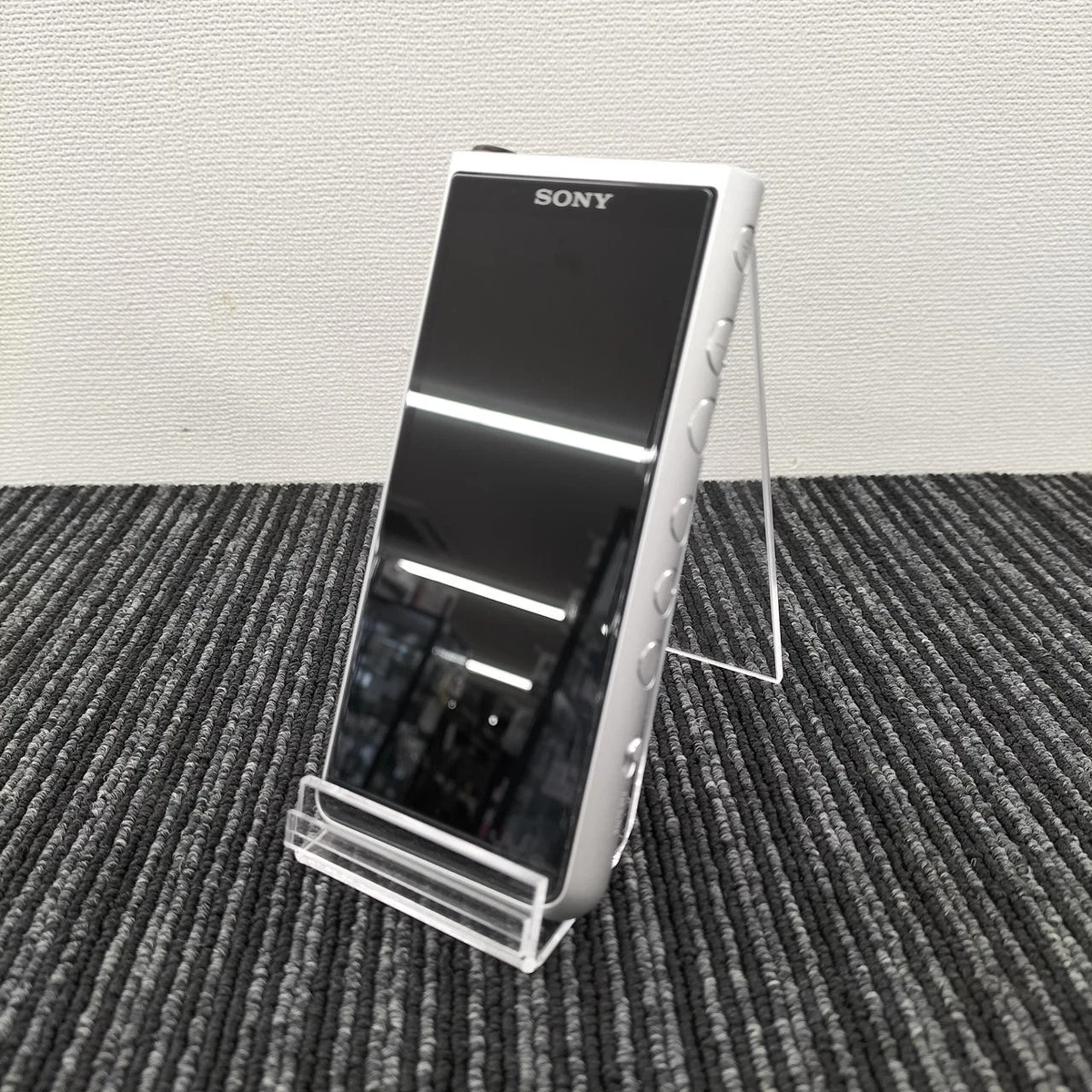 Silver Sony Walkman ZX Series MP3 Players for sale | eBay