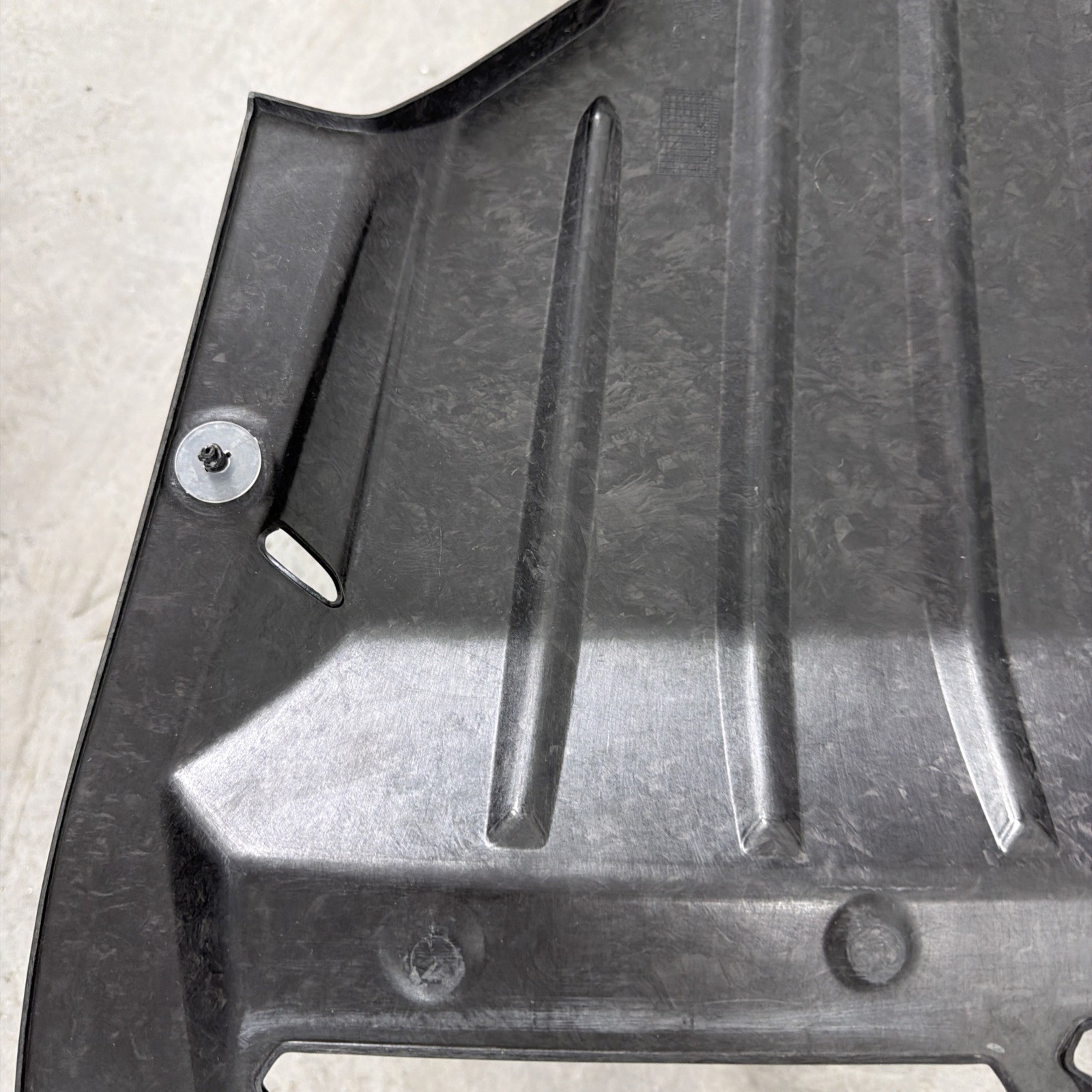 2016 Lamborghini Huracan LP580-2 Engine Bay Rear Carbon Forged 4T0864211A *MINT*