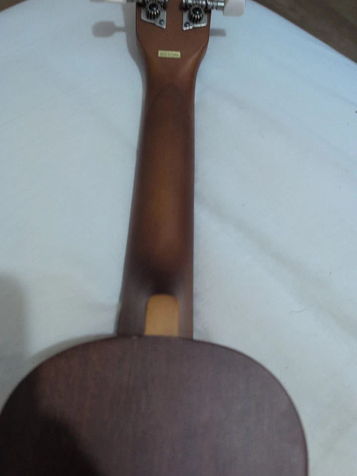 Vintage VUK20N Ukulele (Without Bag) - Image 4 of 4