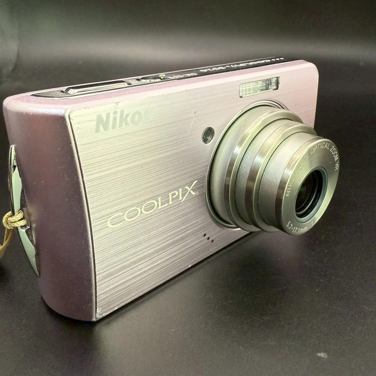 Nikon Coolpix S520 Pink/Sakura 8.0MP 3x Zoom Compact Digital