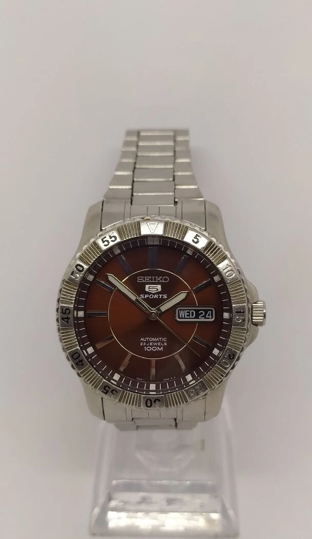 Rare Seiko 5 Sports 100m Cal.7s36-05B0 Very Good Condition.