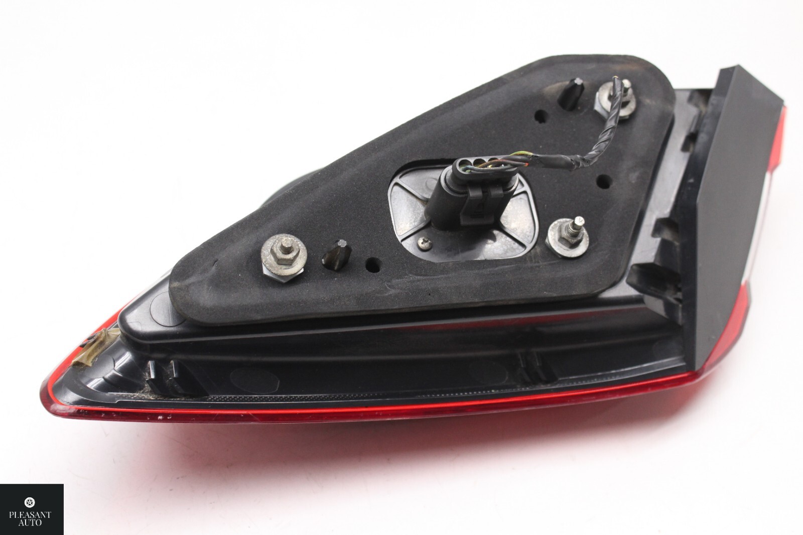 13 - 20 MASERATI QUATTROPORTE M156 LEFT REAR TAIL LAMP BRAKE LIGHT 6700054520